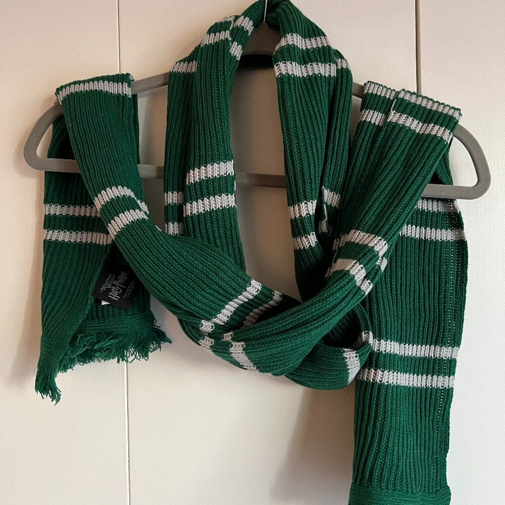 Official Wizarding World of Harry Potter Slytherin Scarf